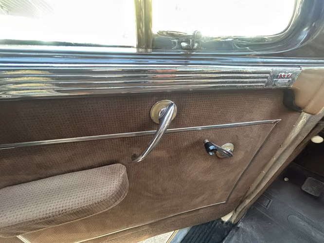 Chrysler Windsor