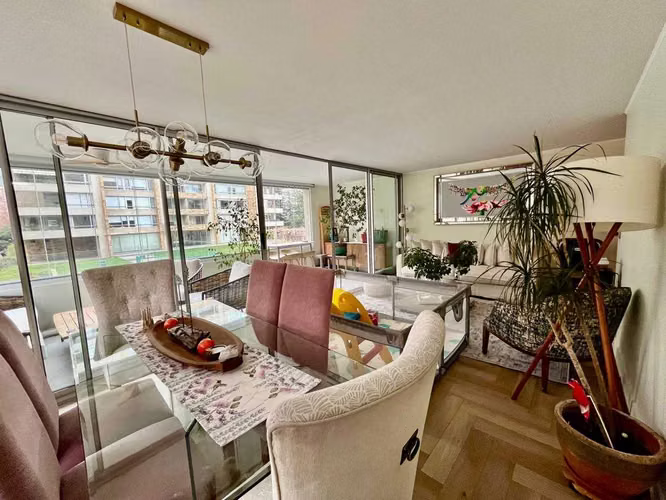 Amplio, recién remodelado con gran terraza (175718)