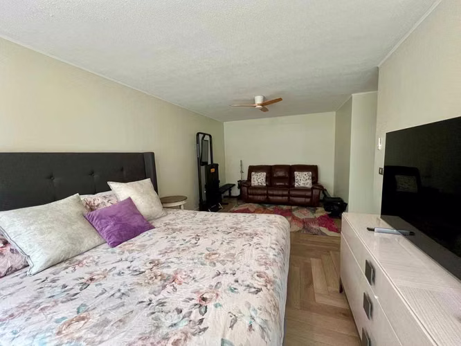 Amplio, recién remodelado con gran terraza (175718)