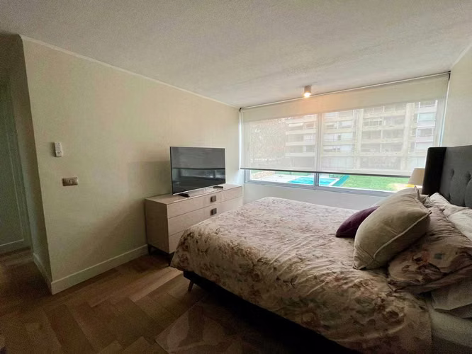 Amplio, recién remodelado con gran terraza (175718)