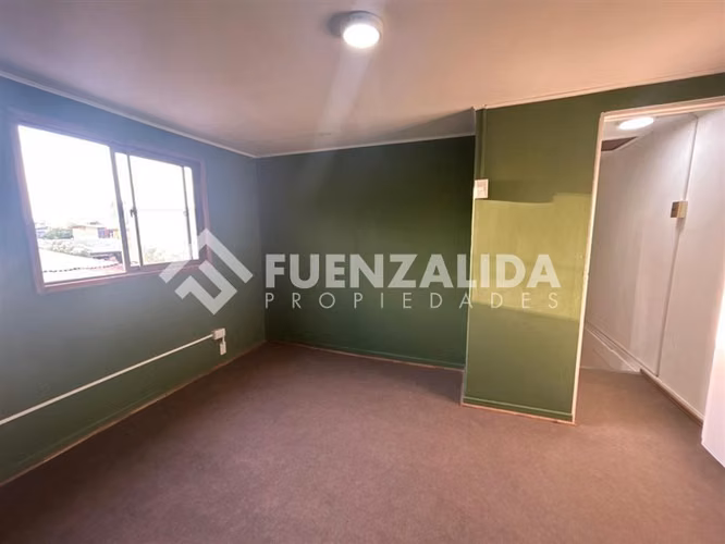 Casa en venta de 5 dorm. en La Florida