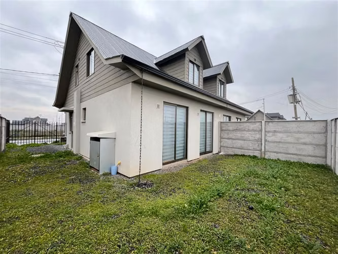Casa Amoblada en Arriendo de 3 dorm. en Talca