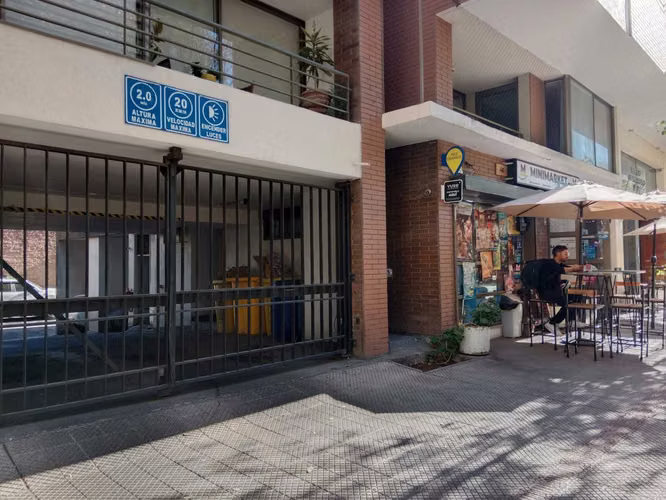 Estacionamiento a pasos metro Manuel Montt (175754)