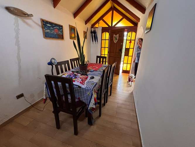 Vendo Amplia casa 5D+4B Pte Alto