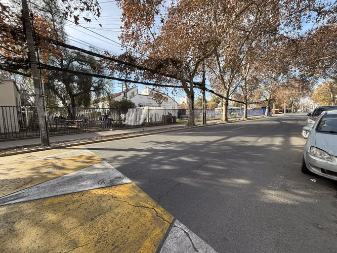 Estación Central — activo mixto en venta 2 locales + depto · 160 m2