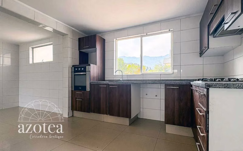 EN CONDOMINIO (INTERIOR) COMO NUEVA (175743)