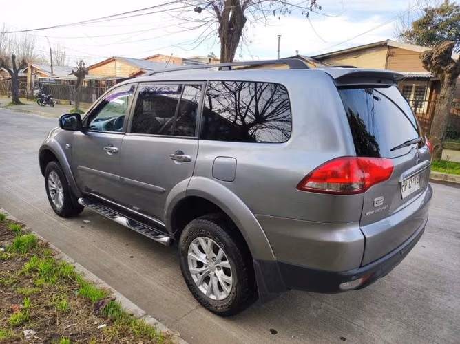 Mitsubishi Montero HP 2016