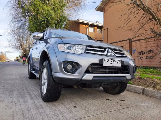 Mitsubishi Montero HP 2016