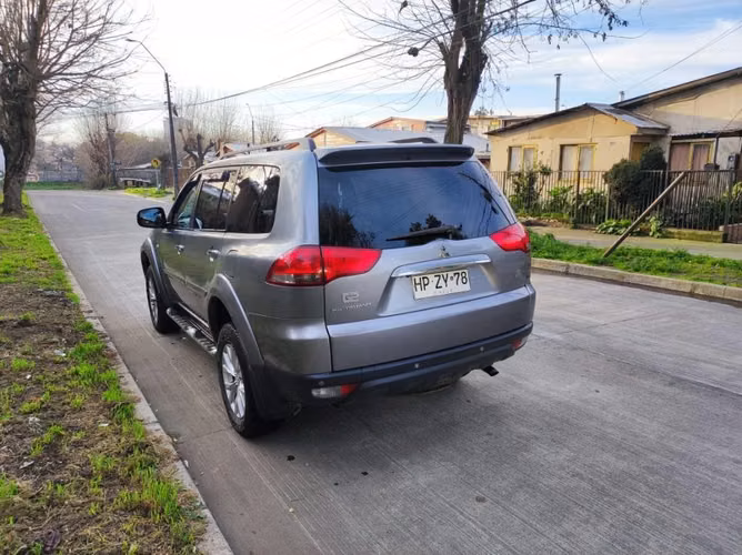 Mitsubishi Montero HP 2016