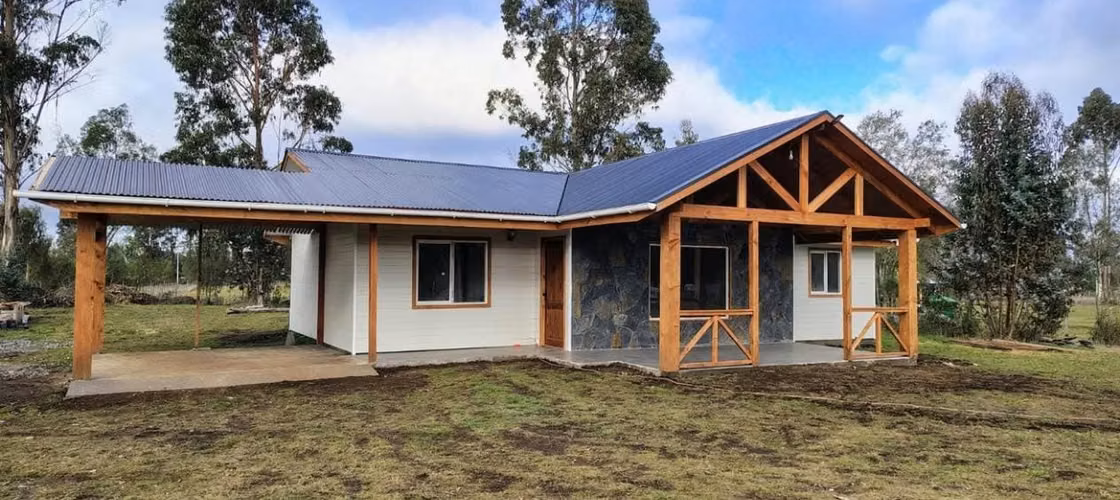 Parcela con CASA NUEVA  Pitrufquén-Villarrica