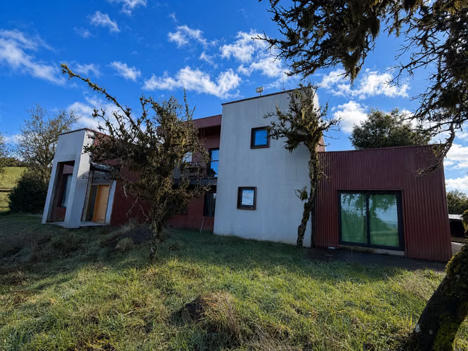 Casa grande en parcela Lajas Blancas