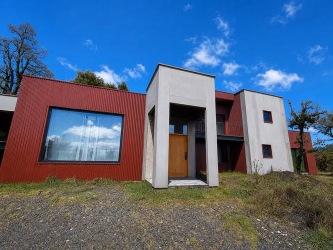 Casa grande en parcela Lajas Blancas