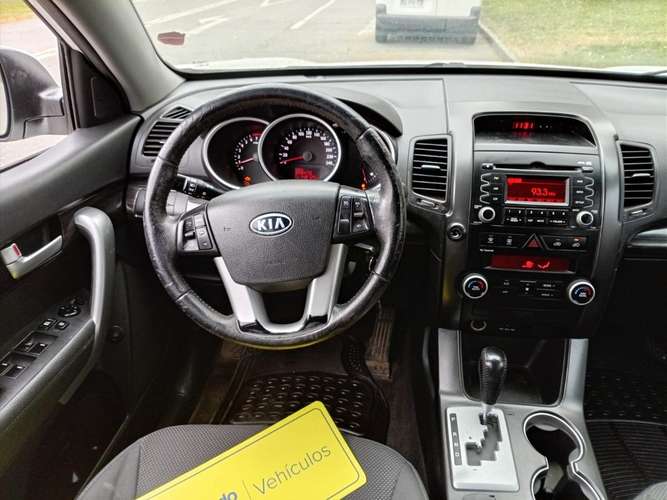 KIA SORENTO 2.4 AUT 2012 - Imagen 13