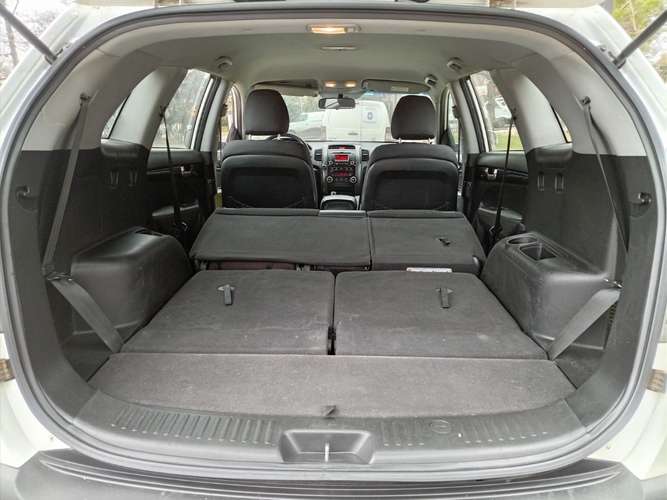 KIA SORENTO 2.4 AUT 2012 - Imagen 10
