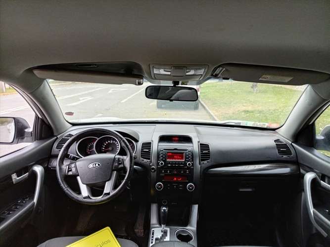 KIA SORENTO 2.4 AUT 2012 - Imagen 14