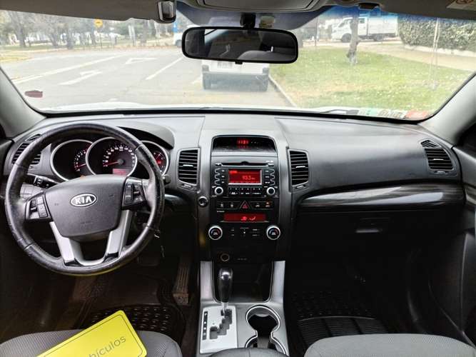 KIA SORENTO 2.4 AUT 2012 - Imagen 12