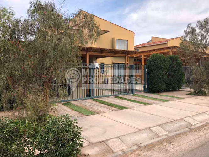 VENDE CASA VILLA LOMAS HUASI, CALAMA - Imagen 2