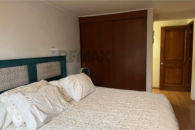 Se vende depto edificio los heroes