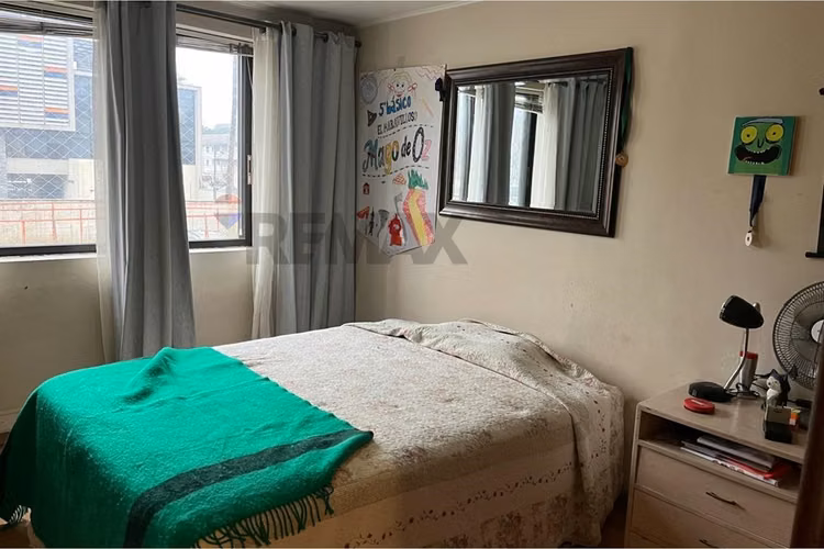 Se vende depto edificio los heroes