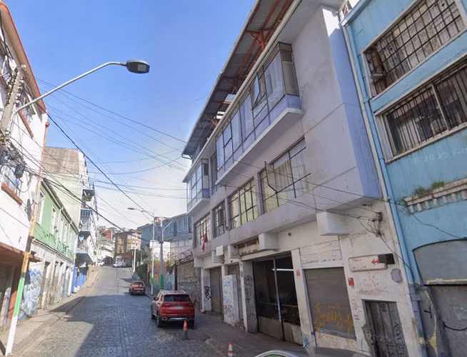 OPORTUNIDAD INVERSIONISTAS, VENTA EDIFICIO 6 DPTOS 2 LOCALES