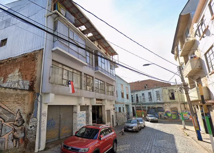 OPORTUNIDAD INVERSIONISTAS, VENTA EDIFICIO 6 DPTOS 2 LOCALES