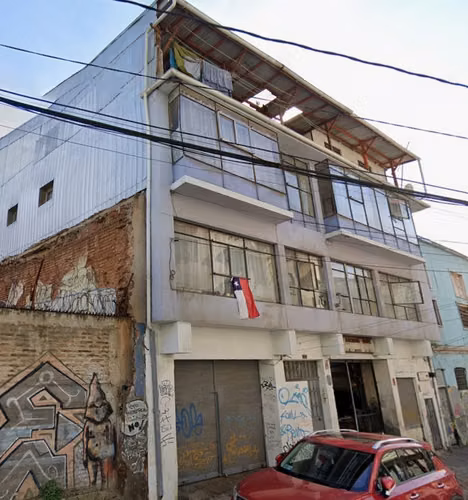 VENTA EDIFICIO 6 DPTOS MAS 2 LOCALES GRAN INVERSIÓN