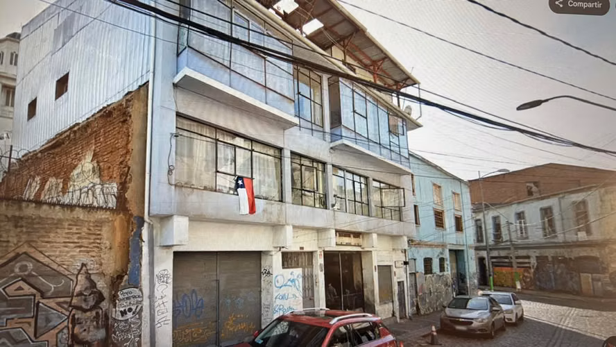 OPORTUNIDAD INVERSIONISTAS, VENTA EDIFICIO 6 DPTOS 2 LOCALES