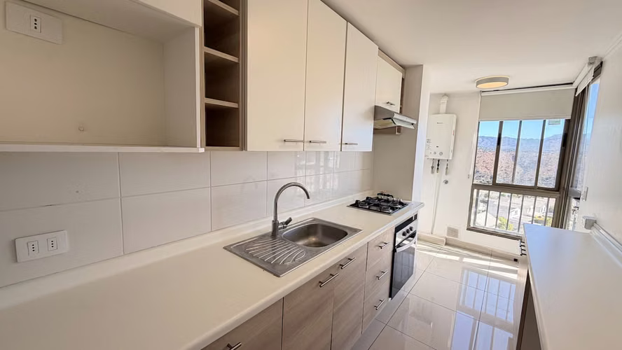 VENTA DEPTO 3D/2B CON ESTACIONAMIENTO, QUILPUÉ