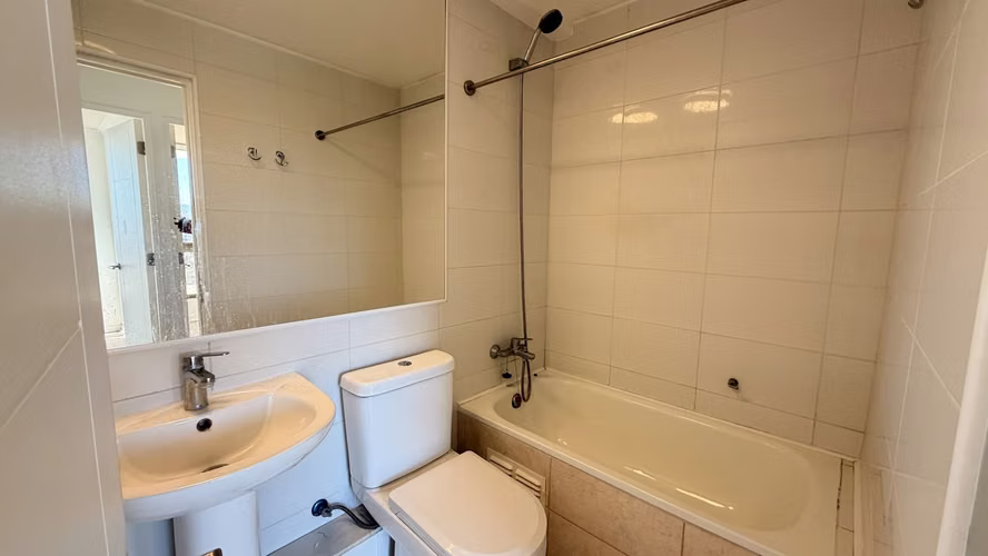 VENTA DEPTO 3D/2B CON ESTACIONAMIENTO, QUILPUÉ
