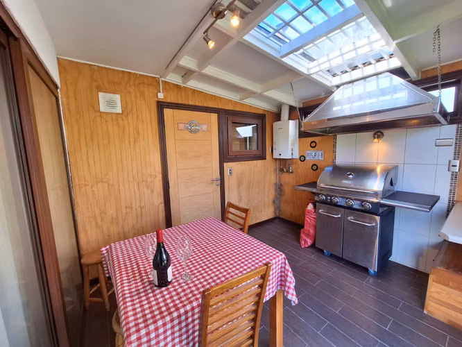 SE VENDE COMODA  CASA EN MIRADOR DE LA BAHIA