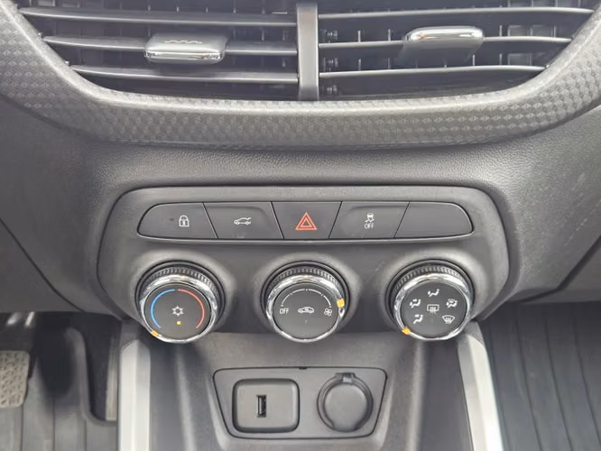 Chevrolet Onix Ltz Mt 2026 - Imagen 12