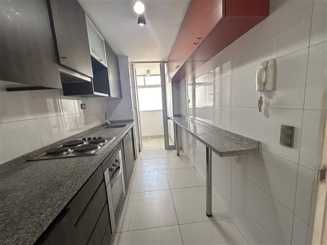 Departamento en venta de 3 dorm. en Recoleta