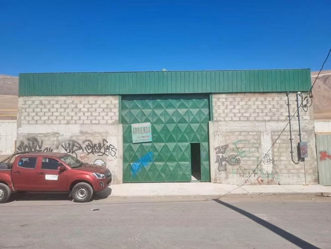 Arriendo Bodega/terreno