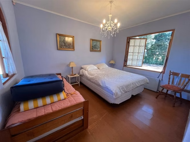 Casa en venta de 4 dorm. en Santo Domingo