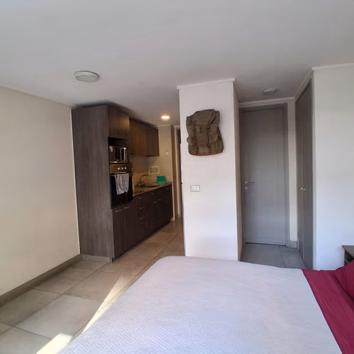 Vendo comodo departamento tipo Home studio  en General Mackenna 1555 Santiago