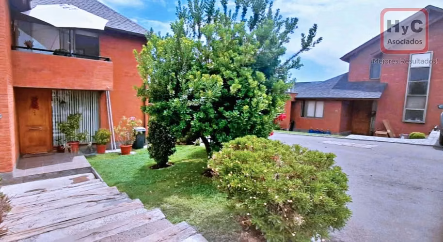 SECTOR LAS PIRCAS - 4 DORMIT-4 BAÑOS-QUINCHO EN CONDOMINIO SEGURO