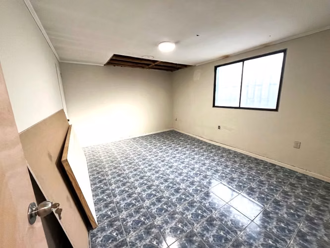 Se Arrienda Propiedad Comercial Oficinas, Almacenaje Y Bodegaje