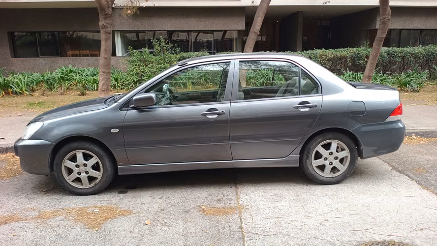 Mitsubishi Lancer GLX 1.6 – 2008 | ¡Impecable Estado!