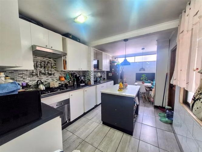 Casa en venta en condominio de 3 dorm. en Puente Alto