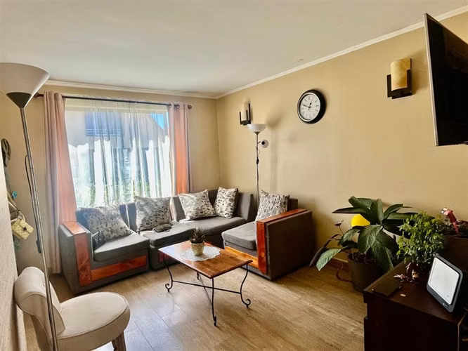 Casa en venta de 3D. 3B. 2E en Peña Blanca