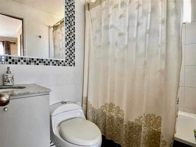 Casa en venta de 3D. 3B. 2E en Peña Blanca