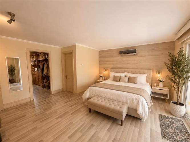 Casa en venta de 5 dorm. en Piedra Roja Colina