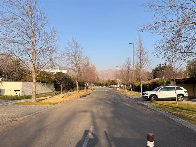 Casa en venta de 5 dorm. en Piedra Roja Colina