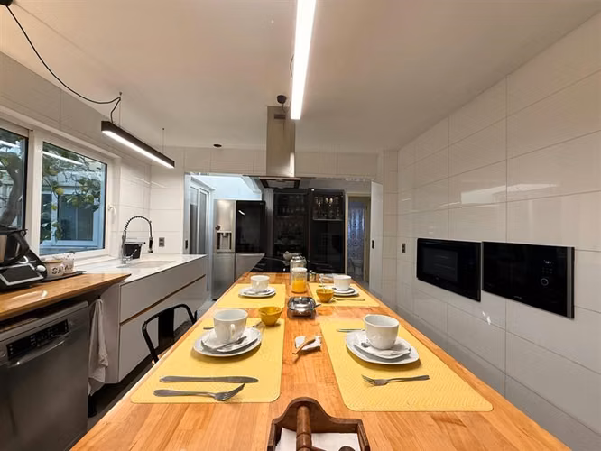 Casa en venta de 5 dorm. en Piedra Roja Colina