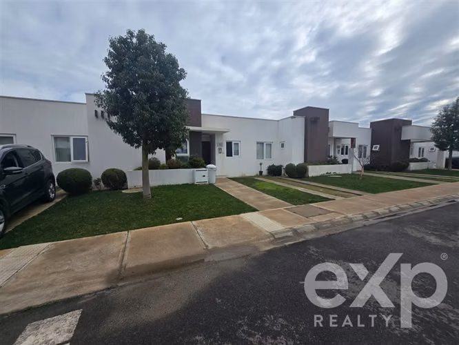 Oferta unica, Casa en venta de 3 dorm. Cond en Villa Alemana