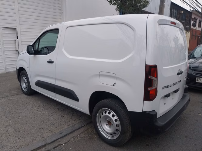 PEUGEOT PARTNER 1.5 HDI 2026