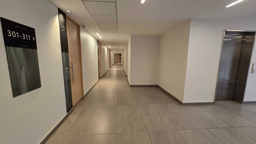 Excelente oficina recién remodelada (175874) - Imagen 21