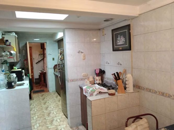 Casa de tres pisos en tranquilo sector de Ñuñoa (175864) - Imagen 12