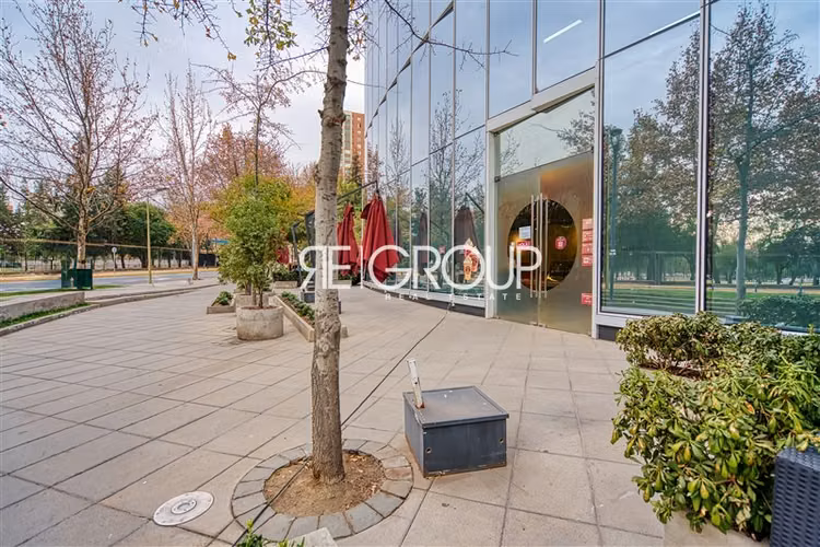 Local Comercial en arriendo en Las Condes