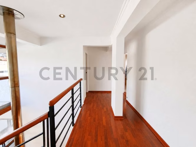 Arriendo Casa con piscina en Bosques de Montemar